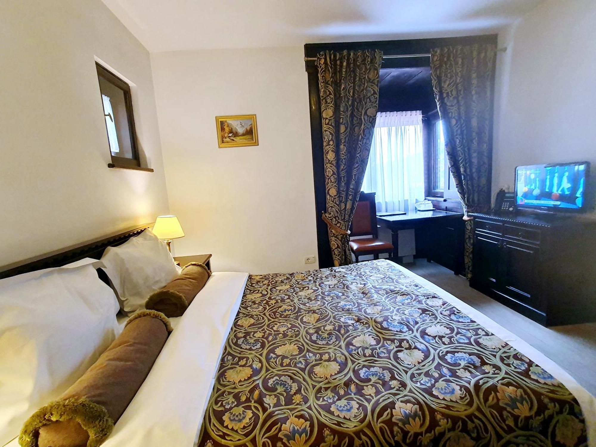 Vila Leonida - Resort Leonida Buşteni Extérieur photo