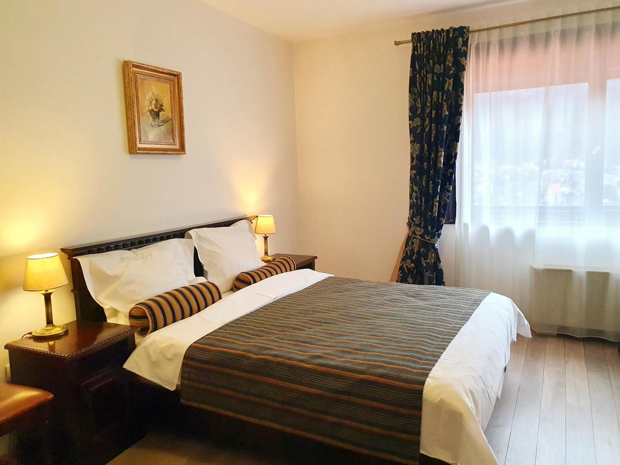 Vila Leonida - Resort Leonida Buşteni Extérieur photo